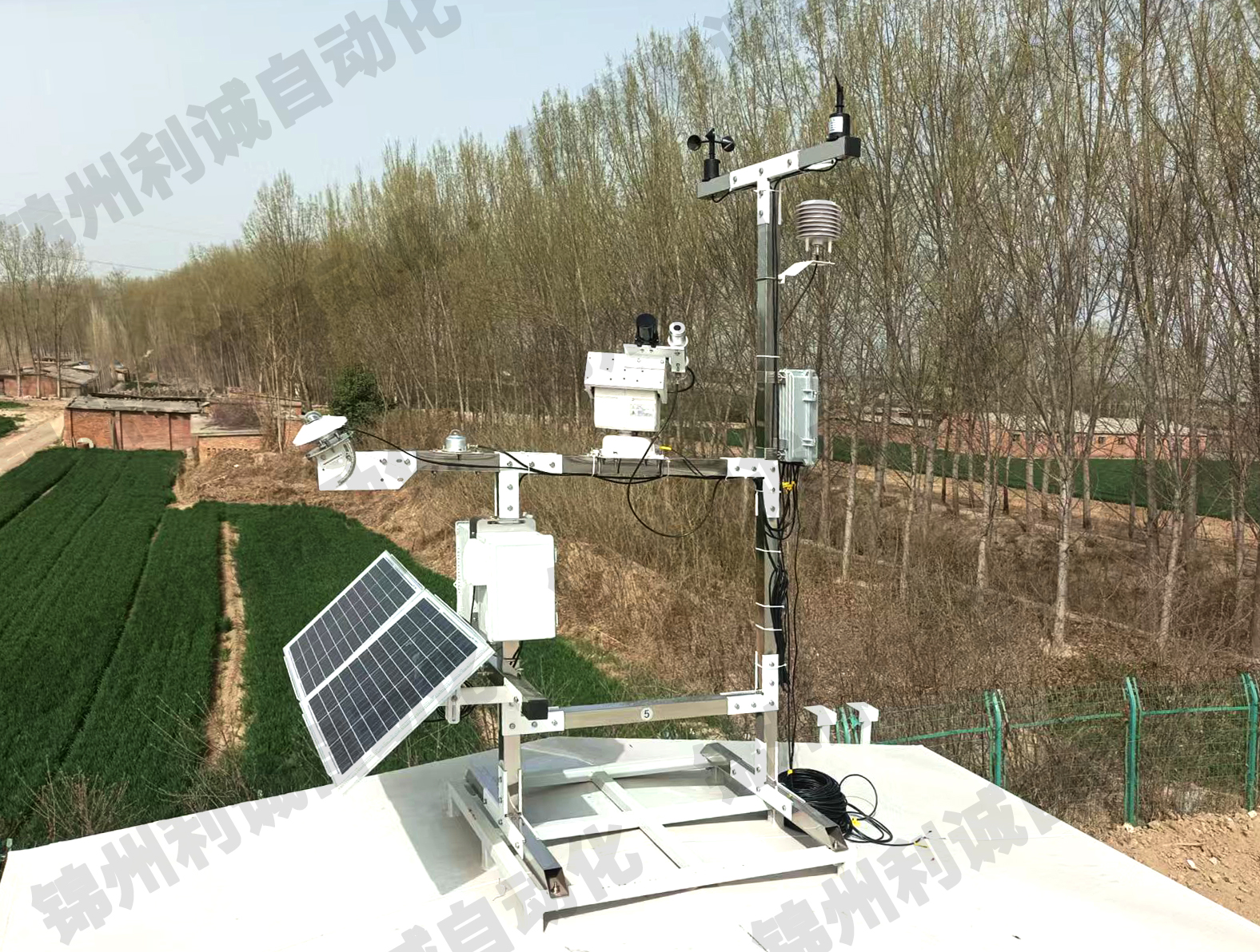 光伏環境監測儀怎麽選？看精度、穩定性、數據傳輸三大核心